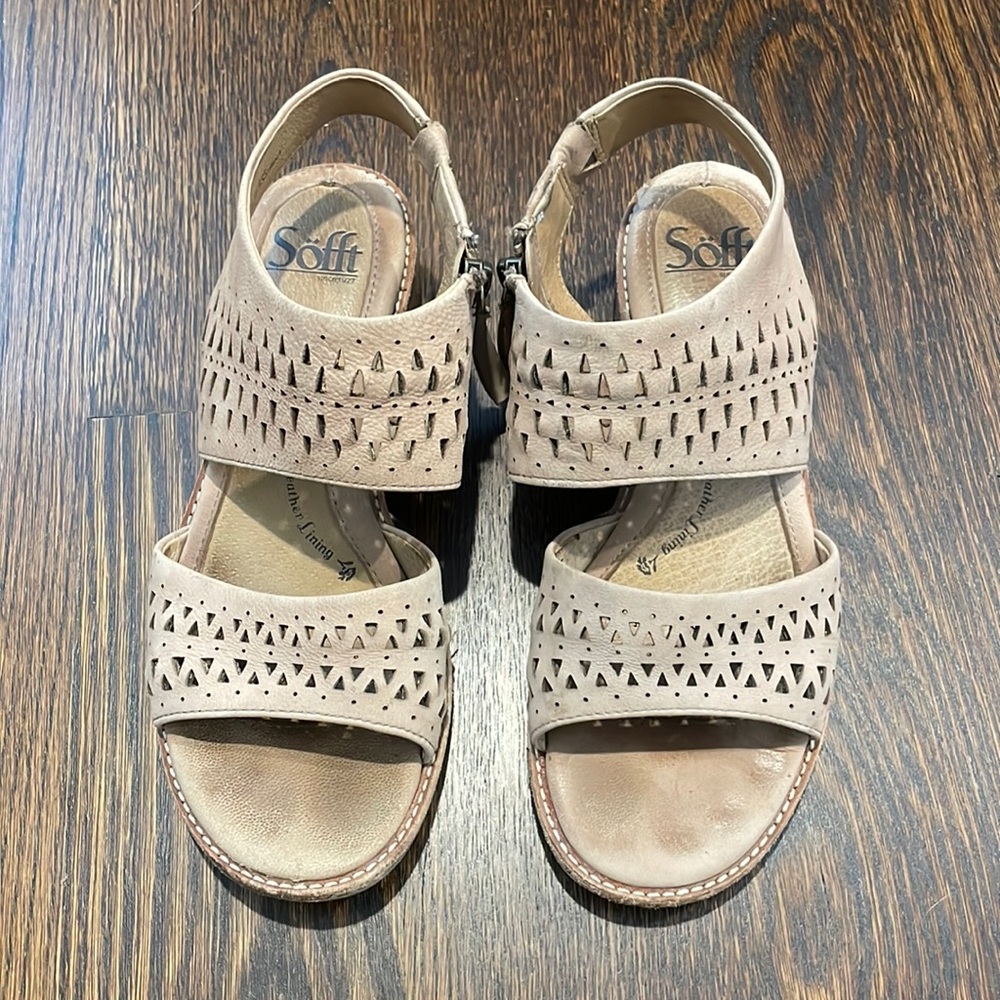 suede sandals